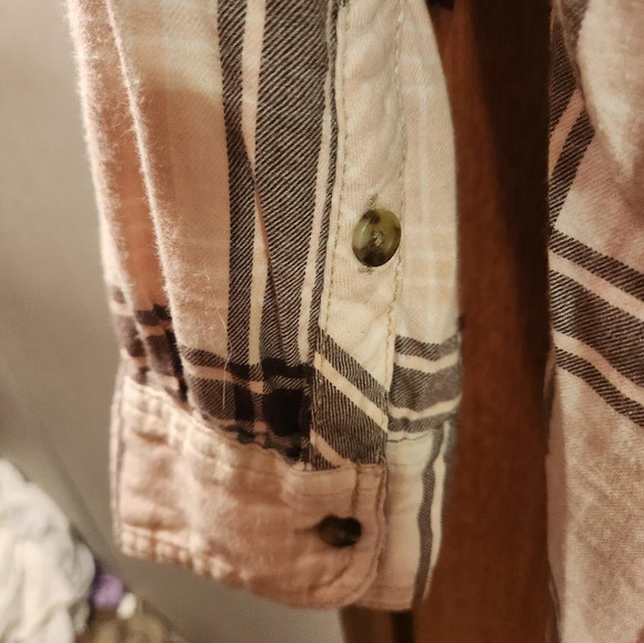 SO Size Large Cozy Plaid Button Down Flannel - Picture 7 of 10